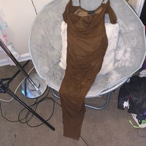 Brown dress